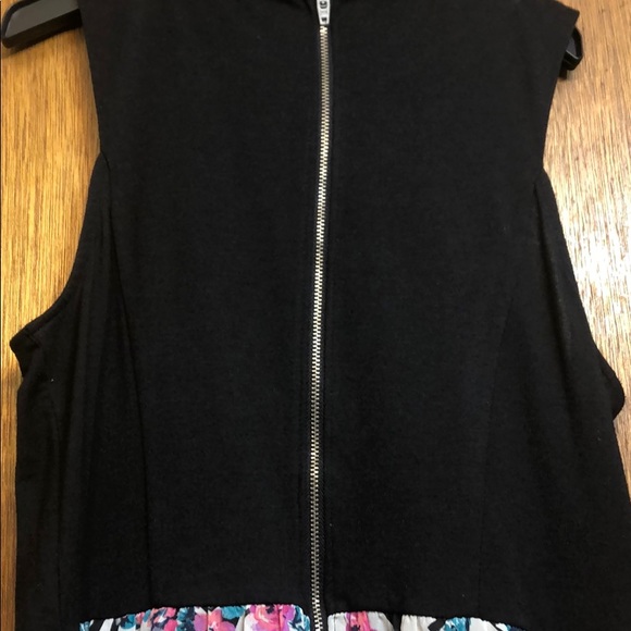 Dress - Picture 5 of 7